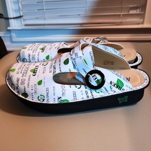 Algeria Comfort Go Green Mules Size 11